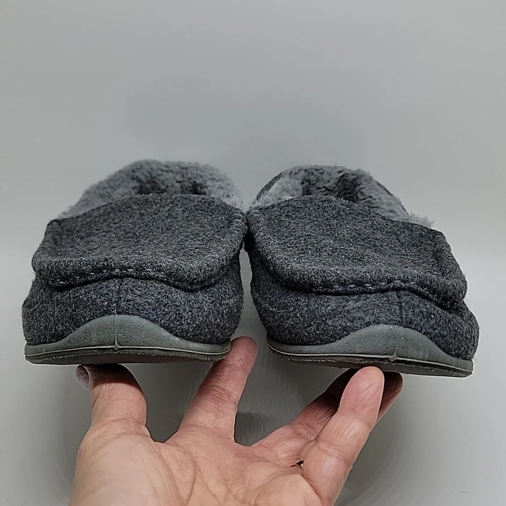 Deer Stags Slipperooz Slip On Gray Fabric Faux Fleece Slippers Bous 4M